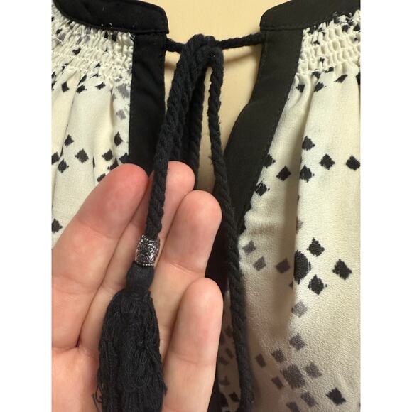 Black Rainn Pullover Blouse Size 3X in Cream, Black, and Gray - Picture 3 of 7